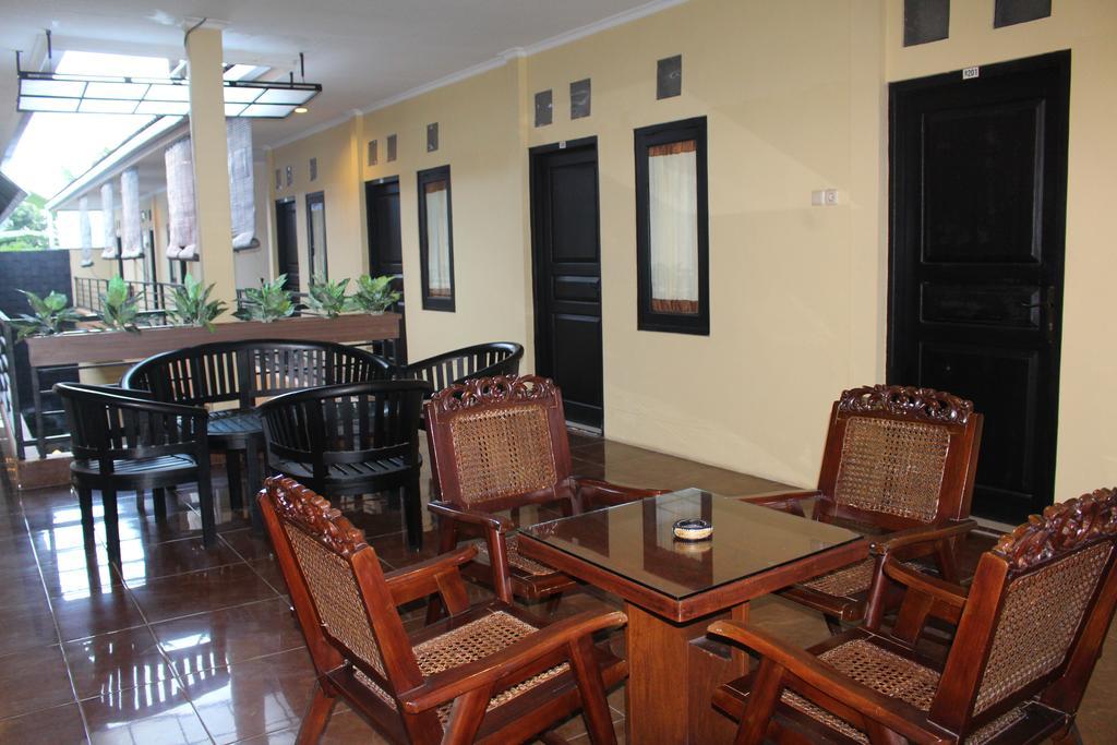 Penginapan Asiera Banyuwangi (East Java) Exterior photo